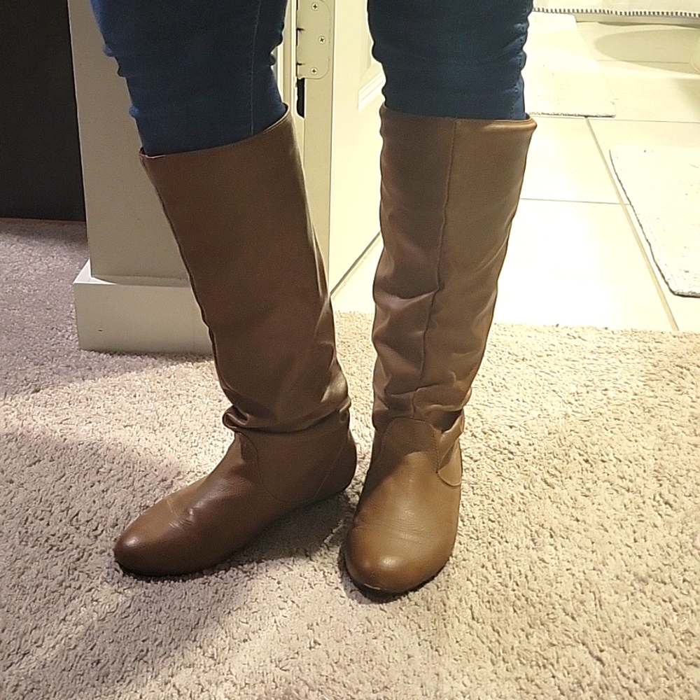Brown Boots size 7